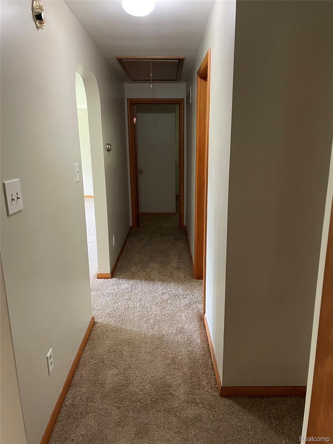 6286 Calkins Road Flint, MI 48532 - Photo 9 of 31 5.jpg