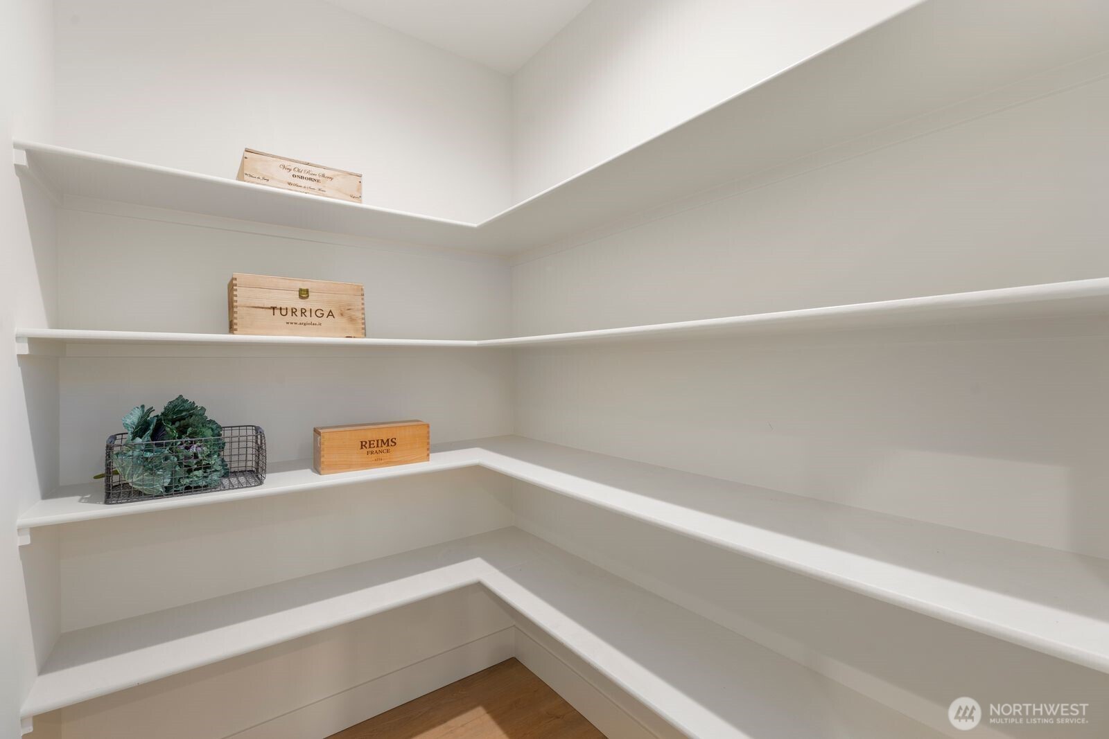 3305 South Hanford Street Seattle, WA 98144 - Photo 16 of 30