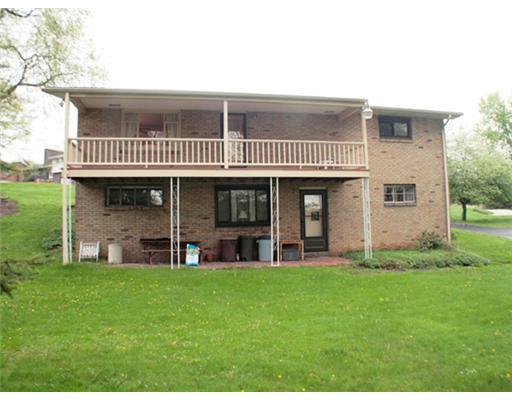 141 Buckhill Road Pittsburgh, PA 15237 - Photo 11 of 14 Exterior Back.