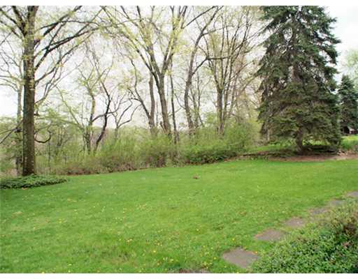 141 Buckhill Road Pittsburgh, PA 15237 - Photo 9 of 14 Yard/Garden.