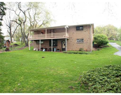 141 Buckhill Road Pittsburgh, PA 15237 - Photo 10 of 14 Exterior Back.
