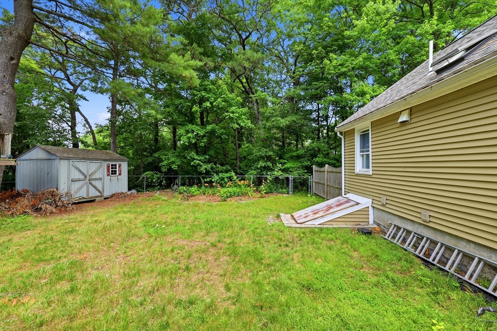 80 Old Mill Road Shrewsbury, MA 01545 - Photo 27 of 36