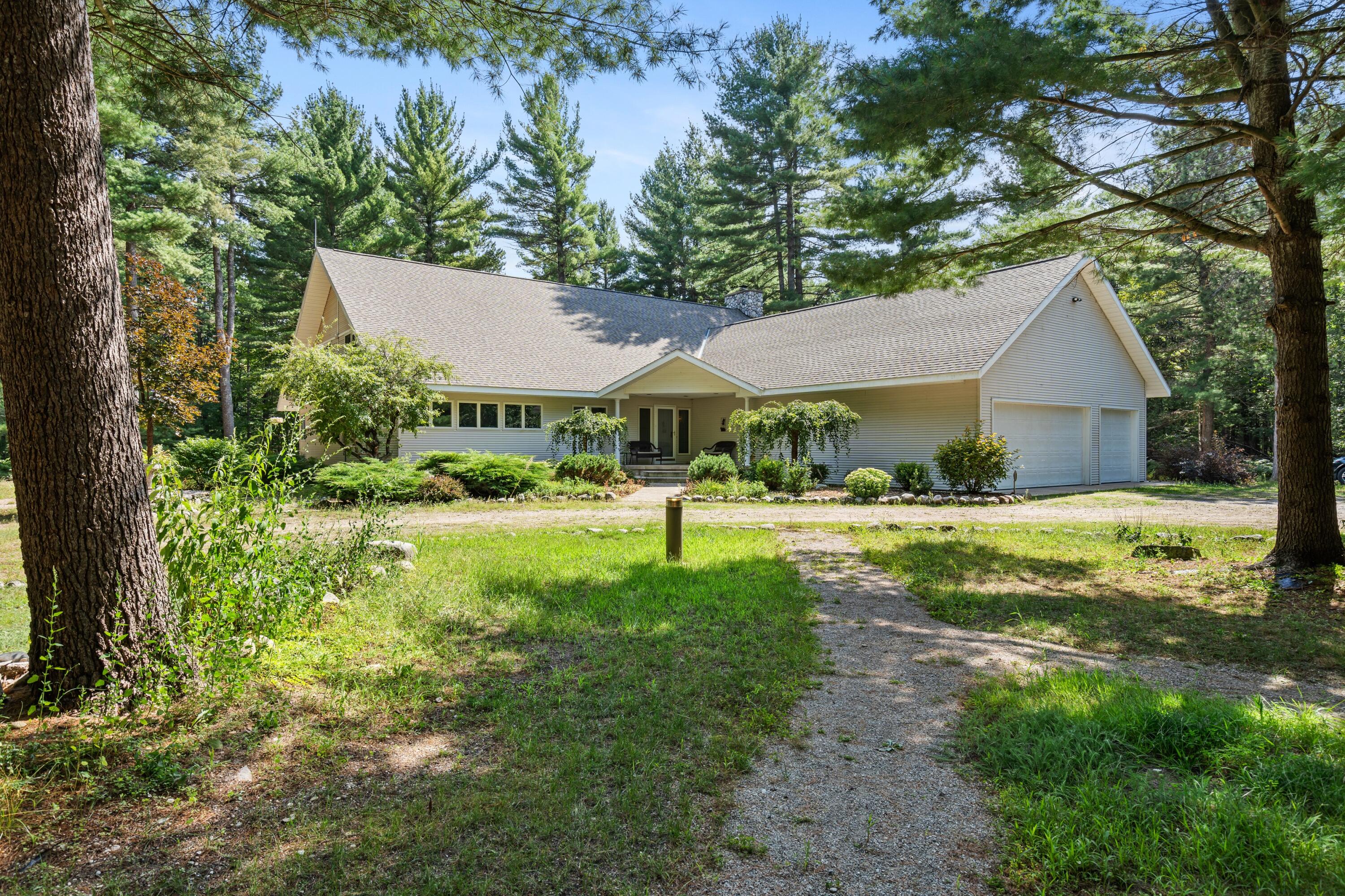 9773 Parke Road Alanson, MI 49706 - Photo 40 of 47 Gallery Image 40
