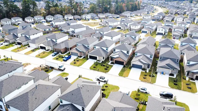 $2,400 | 8567 Blueberry Ash Street, Magnolia, TX 77354