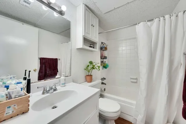 $1,000 | 2803 Hemphill Park, Unit B305, Austin, TX 78705