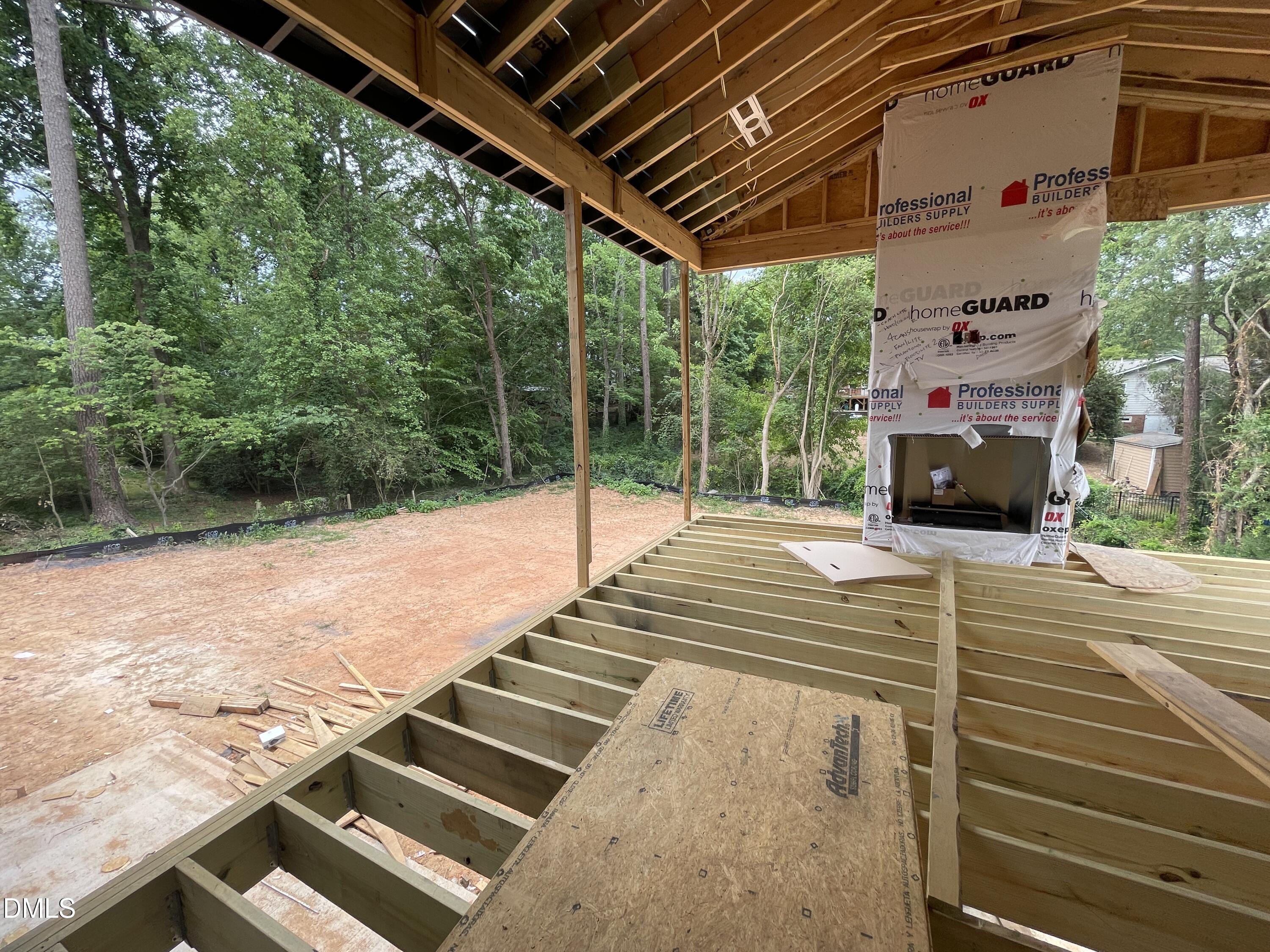 1021 Manchester Drive Raleigh, NC 27609 - Photo 12 of 41