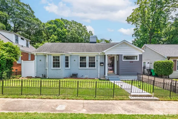 $650,000 | 2113 Scott Avenue, Charlotte, NC 28203
