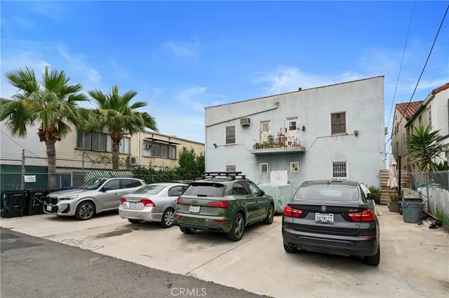 $1,600,000 | 1309 North Edgemont Street, Los Angeles, CA 90027