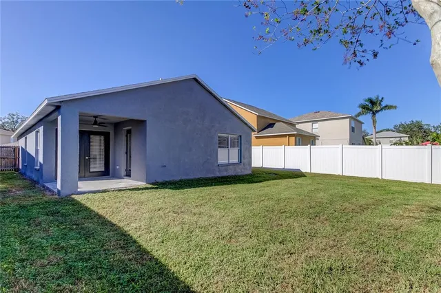 $2,800 | 6032 Lanshire Drive, Tampa, FL 33634