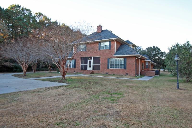 7829 Seafield Road Hollywood, SC 29449 - Photo 34 of 35 View of back of home