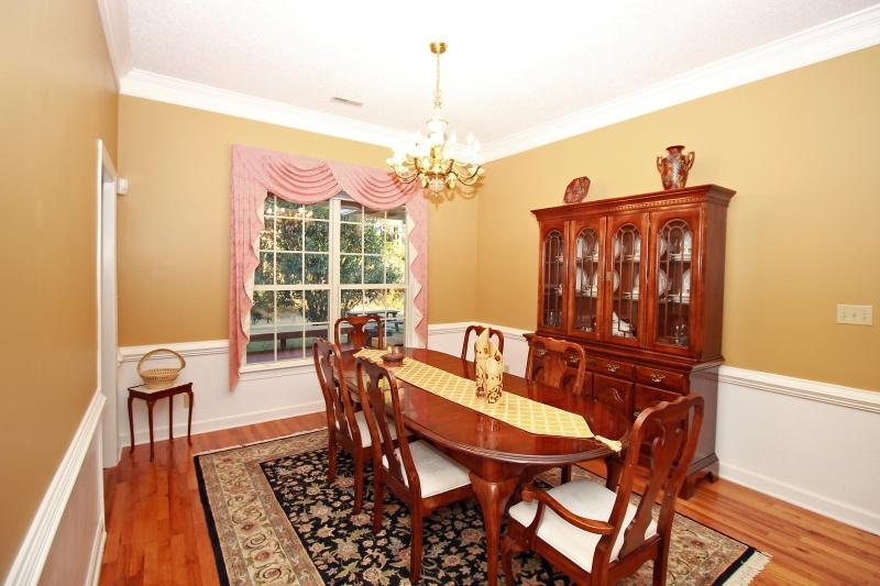7829 Seafield Road Hollywood, SC 29449 - Photo 7 of 35 Dining Room