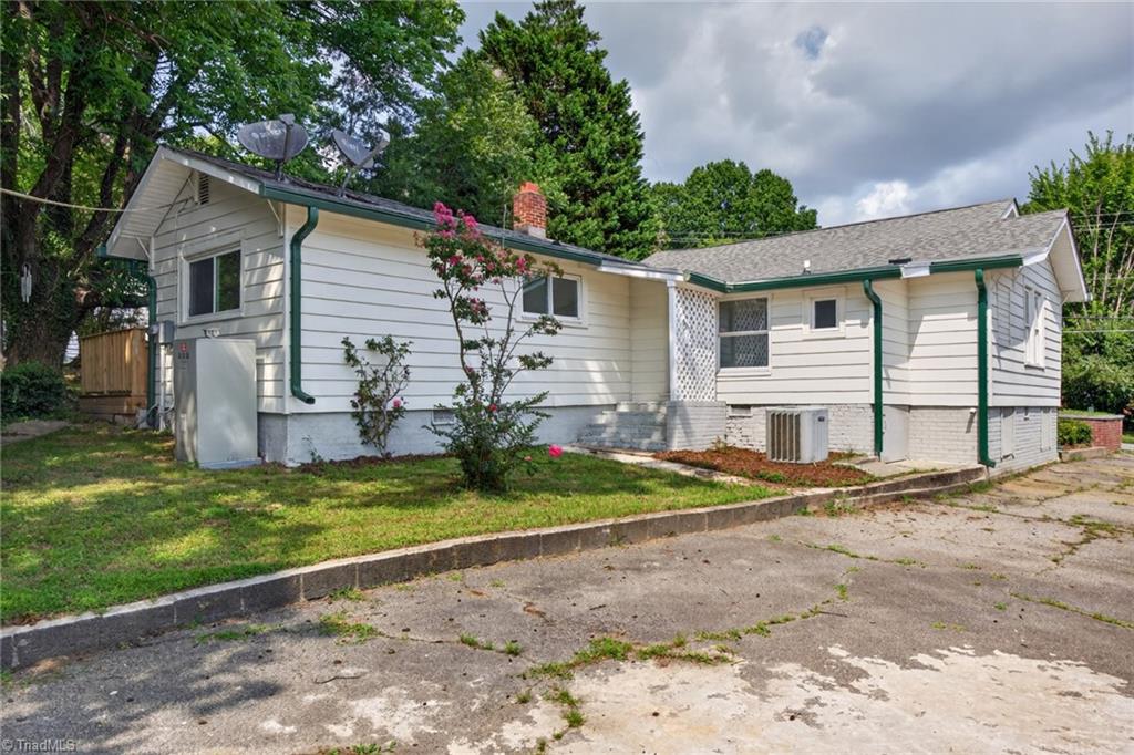 1311 Forrest Street High Point, NC 27262 - Photo 25 of 34 Gallery Image 25