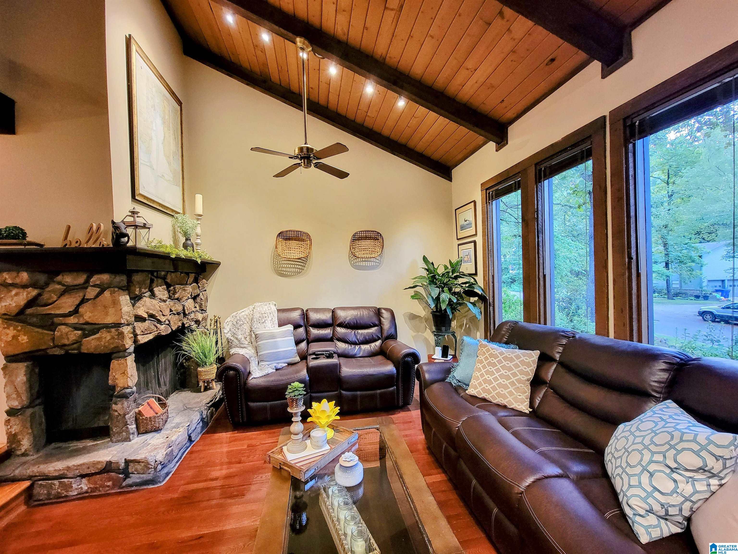 1525 King George Drive Alabaster, AL 35007 - Photo 4 of 25