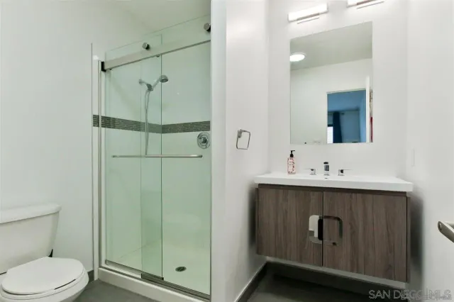 $4,195 | 1828 Linwood Street, Unit 3, San Diego, CA 92110