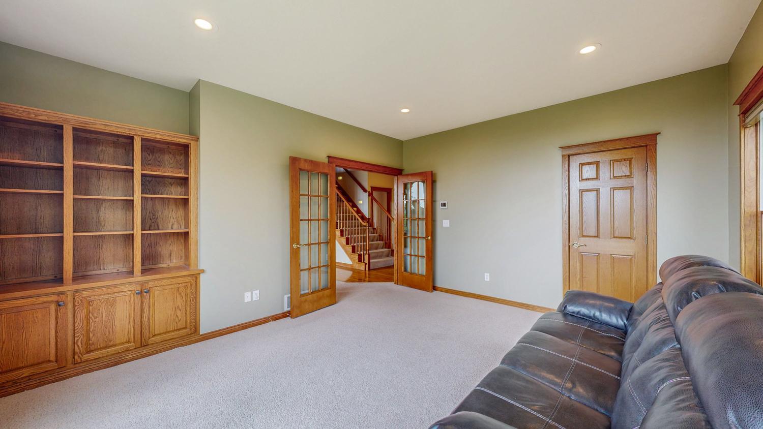 5224 Wendy Lane Southwest Rochester, MN 55902 - Photo 33 of 80 Gallery Image 33