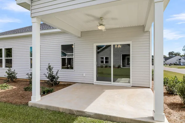 $277,000 | 1001 Par Three Court, Manning, SC 29102