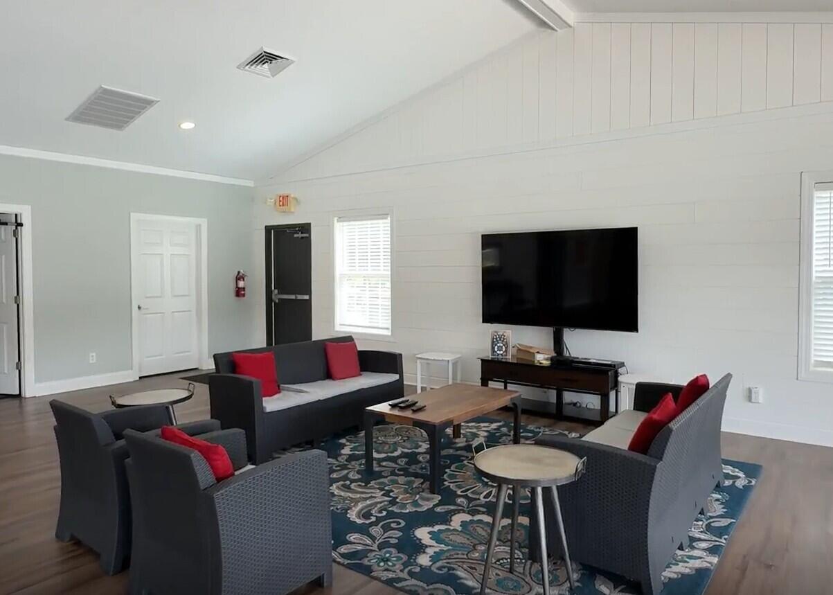 1001 Par Three Court Manning, SC 29102 - Photo 20 of 29 Clubhouse