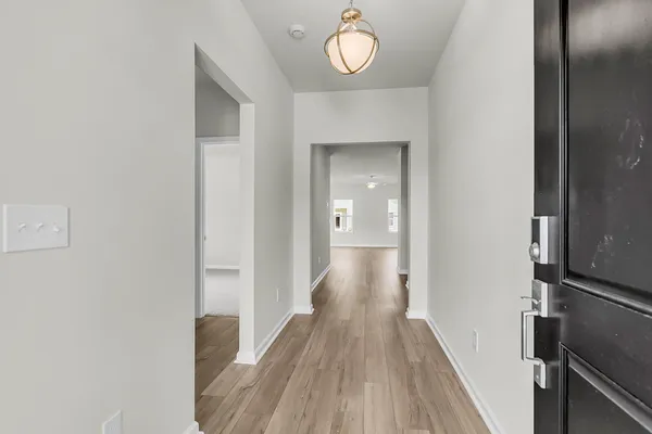 $277,000 | 1001 Par Three Court, Manning, SC 29102