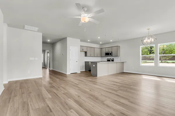 $277,000 | 1001 Par Three Court, Manning, SC 29102