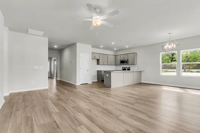 $284,600 | 1001 Par Three Court, Manning, SC 29102