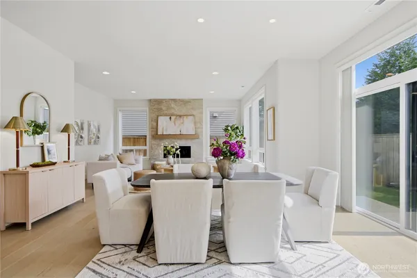 $1,998,000 | 23623 Southeast 35th Street, Sammamish, WA 98029