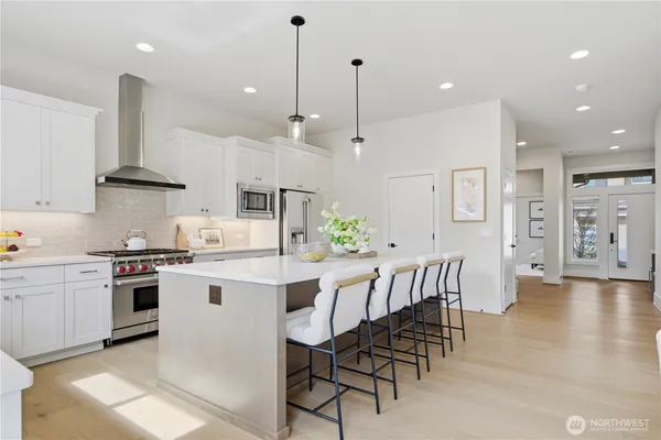 $1,998,000 | 23623 Southeast 35th Street, Sammamish, WA 98029