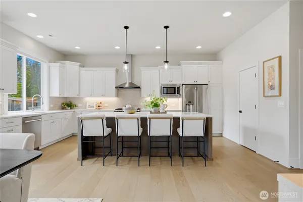 $1,998,000 | 23623 Southeast 35th Street, Sammamish, WA 98029