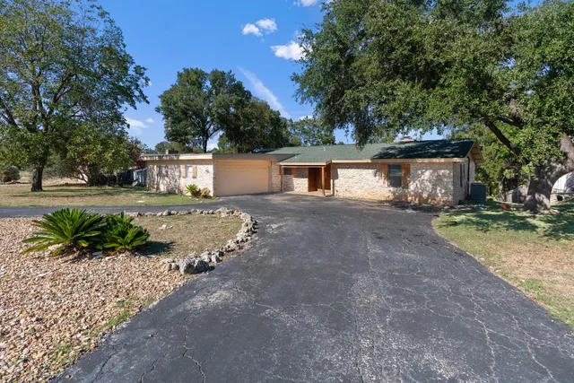 $2,750 | 103 Comet, Lakeway, TX 78734