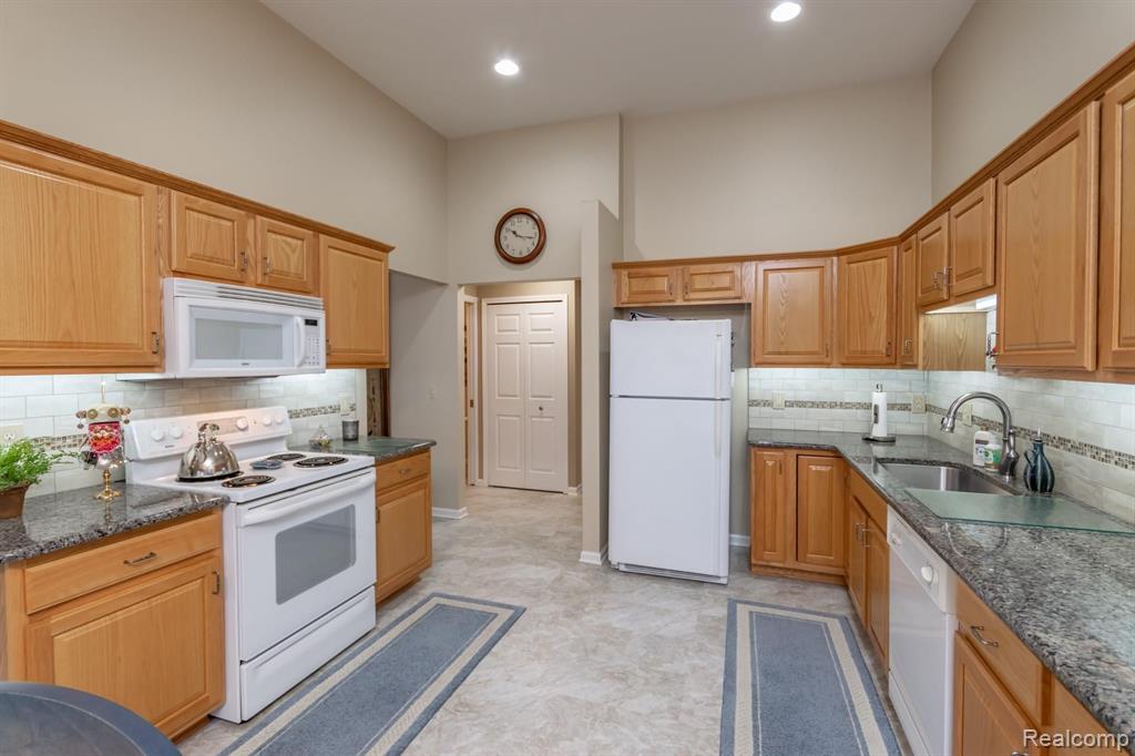 22460 Timber Ridge Court Woodhaven, MI 48183 - Photo 10 of 26