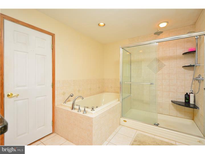 2936 Defford Road Norristown, PA 19403 - Photo 16 of 22 Master Bathroom