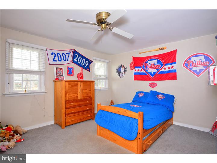 2936 Defford Road Norristown, PA 19403 - Photo 20 of 22 Bedroom 3