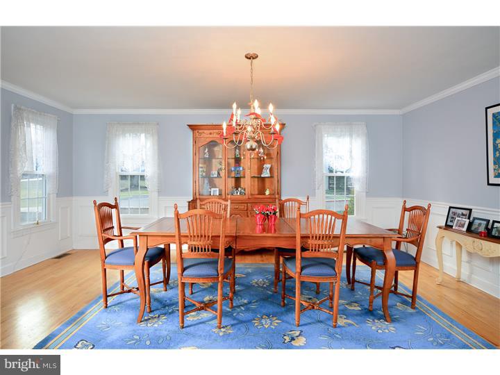 2936 Defford Road Norristown, PA 19403 - Photo 5 of 22 Dining Room
