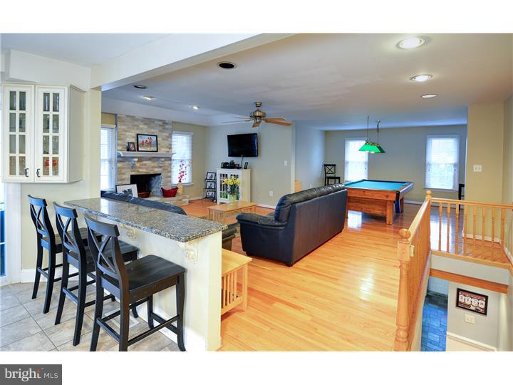 2936 Defford Road Norristown, PA 19403 - Photo 7 of 22 Family Room