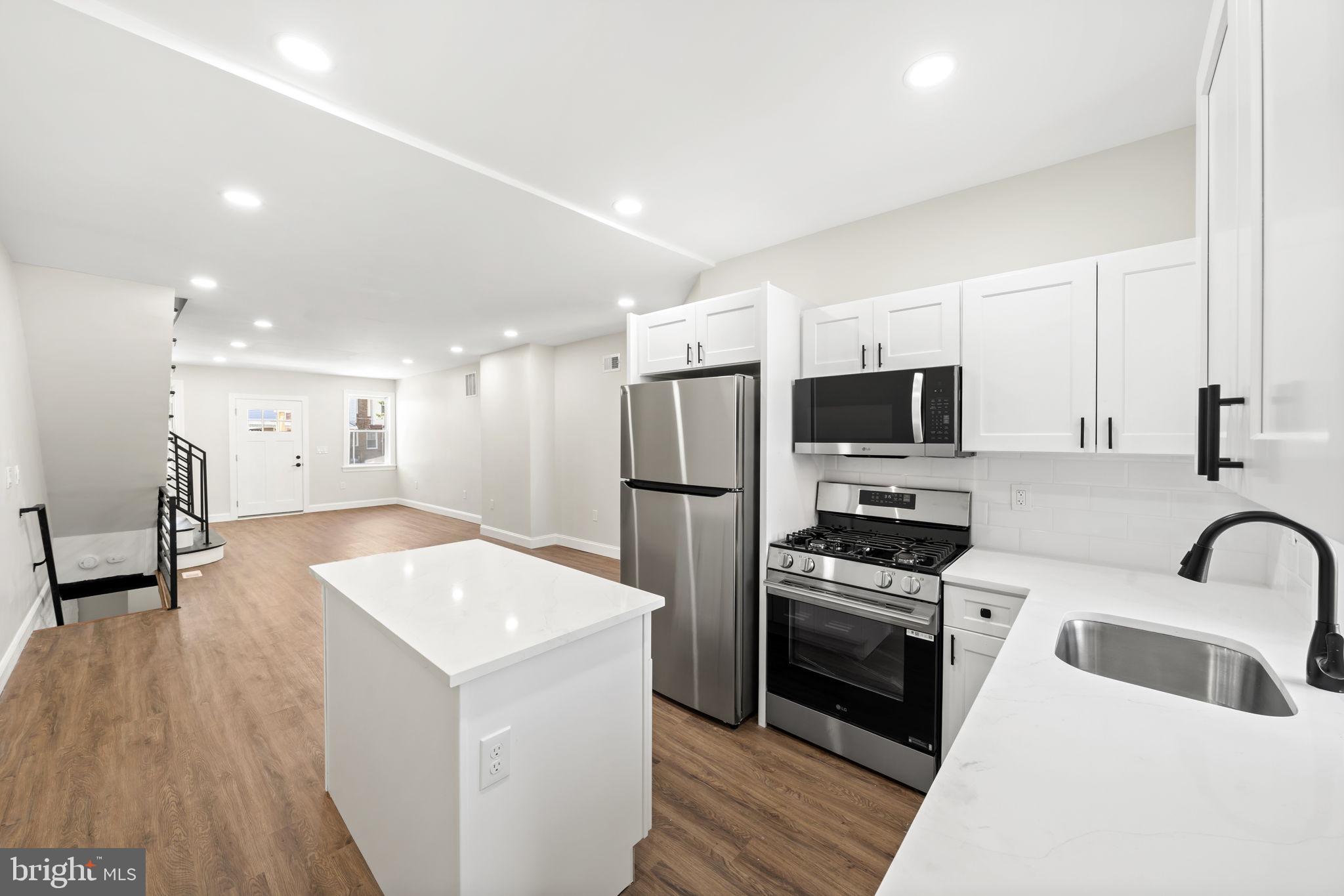 731 East Rittenhouse Street Philadelphia, PA 19144 - Photo 8 of 31