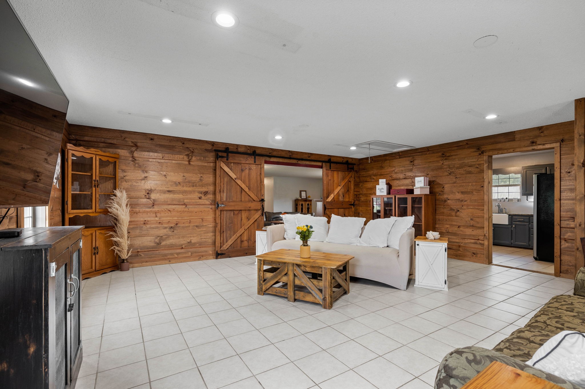 1146 Longview Road Unionville, TN 37180 - Photo 25 of 55 a bedroom with furniture and window