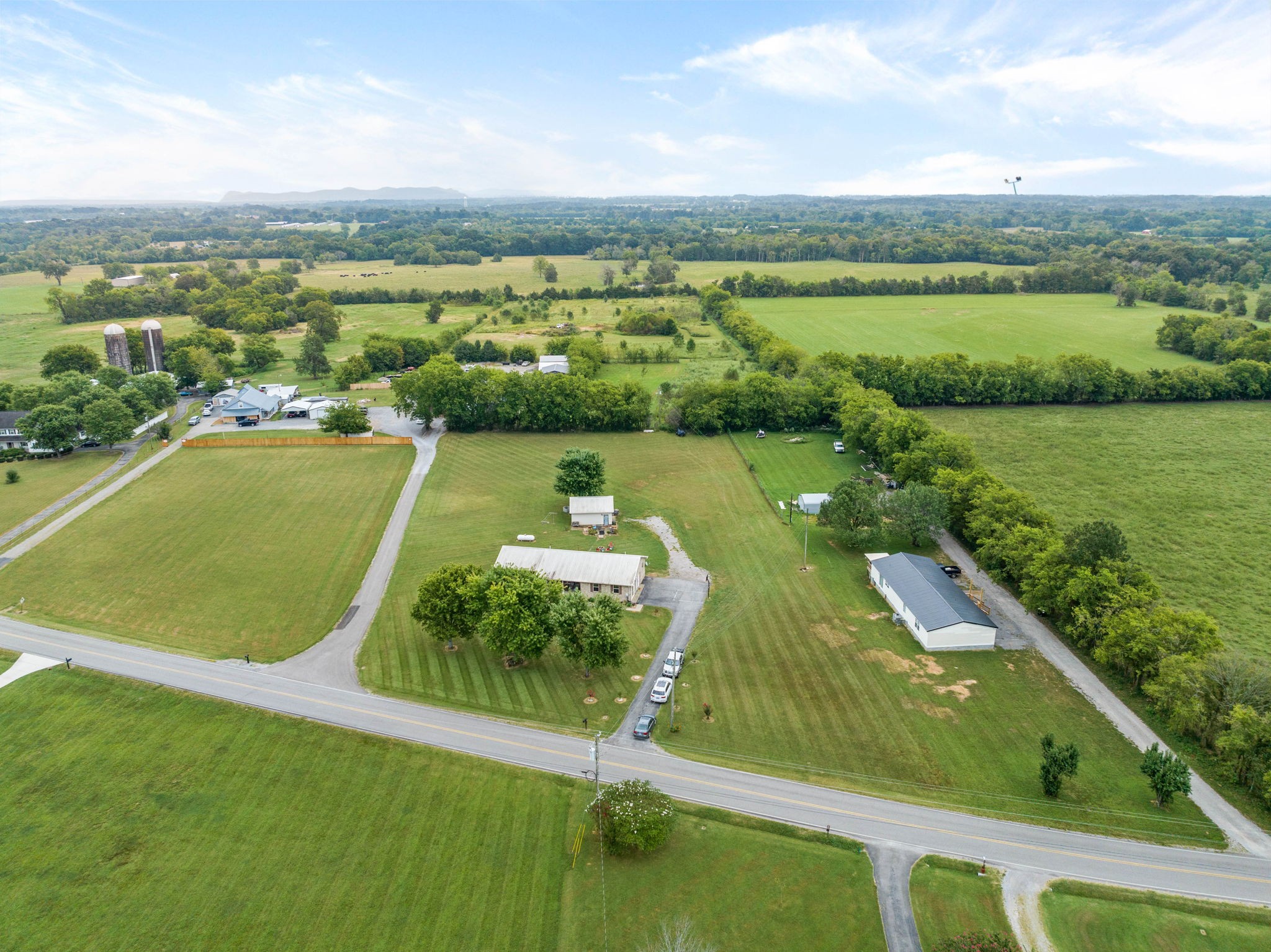 1146 Longview Road Unionville, TN 37180 - Photo 44 of 55