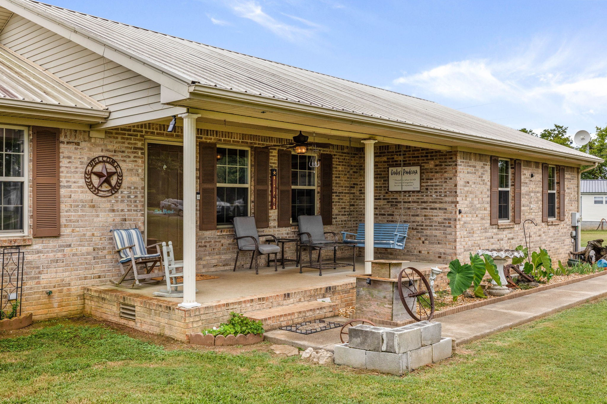 1146 Longview Road Unionville, TN 37180 - Photo 5 of 55