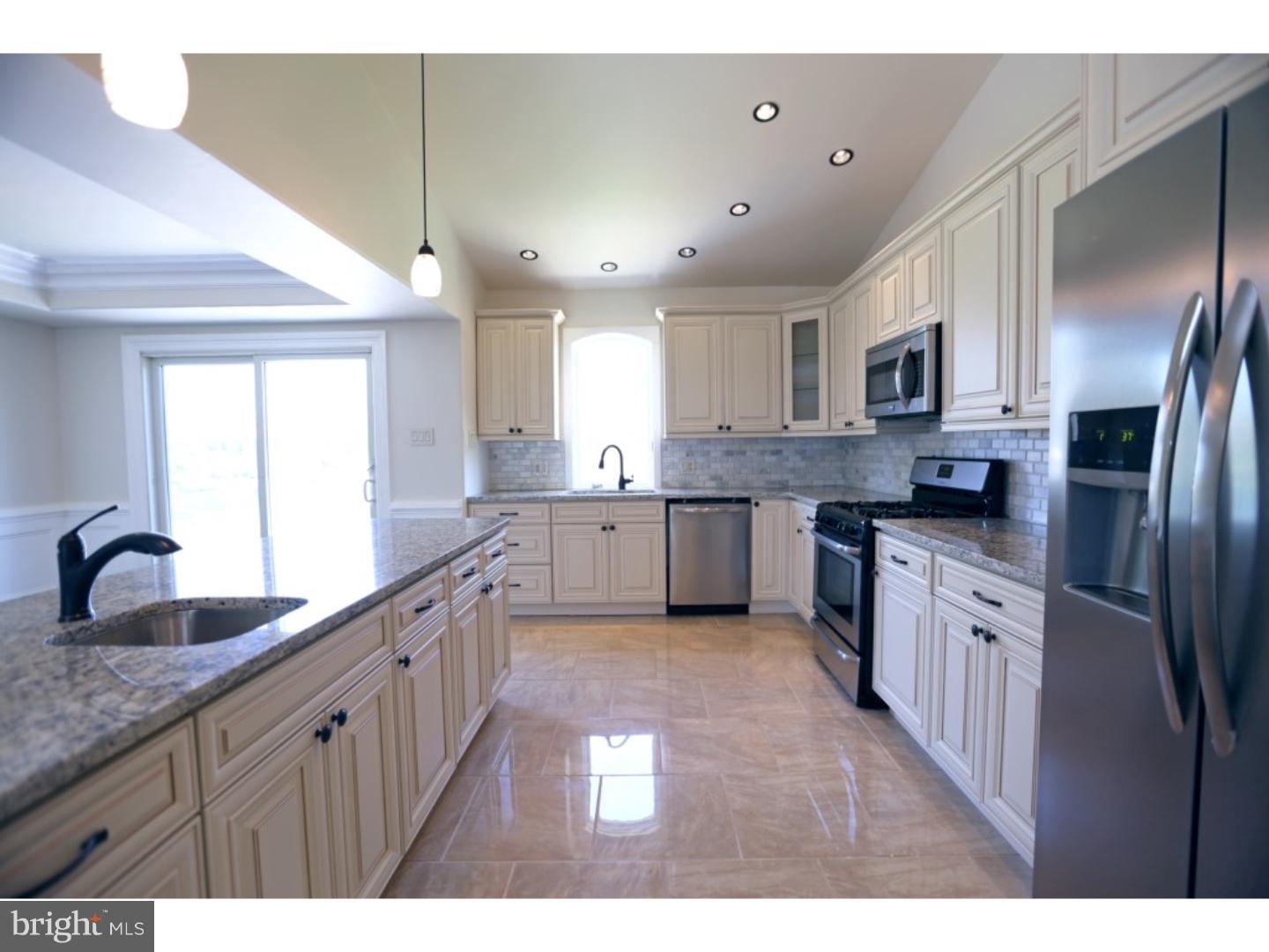 116 Capella Road Sewell, NJ 08080 - Photo 2 of 25