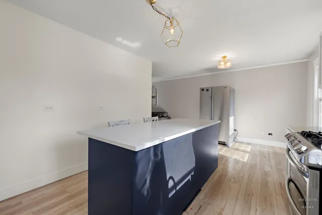 $425,000 | 56 Huntcliff Court, Fox River Grove, IL 60021