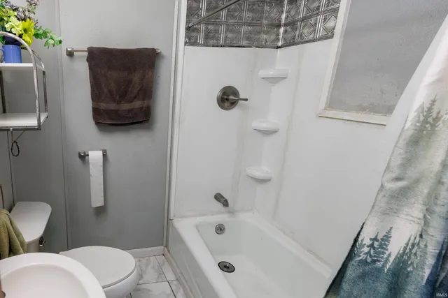 $100,000 | 1420 Wheeler Street, Vincennes, IN 47591