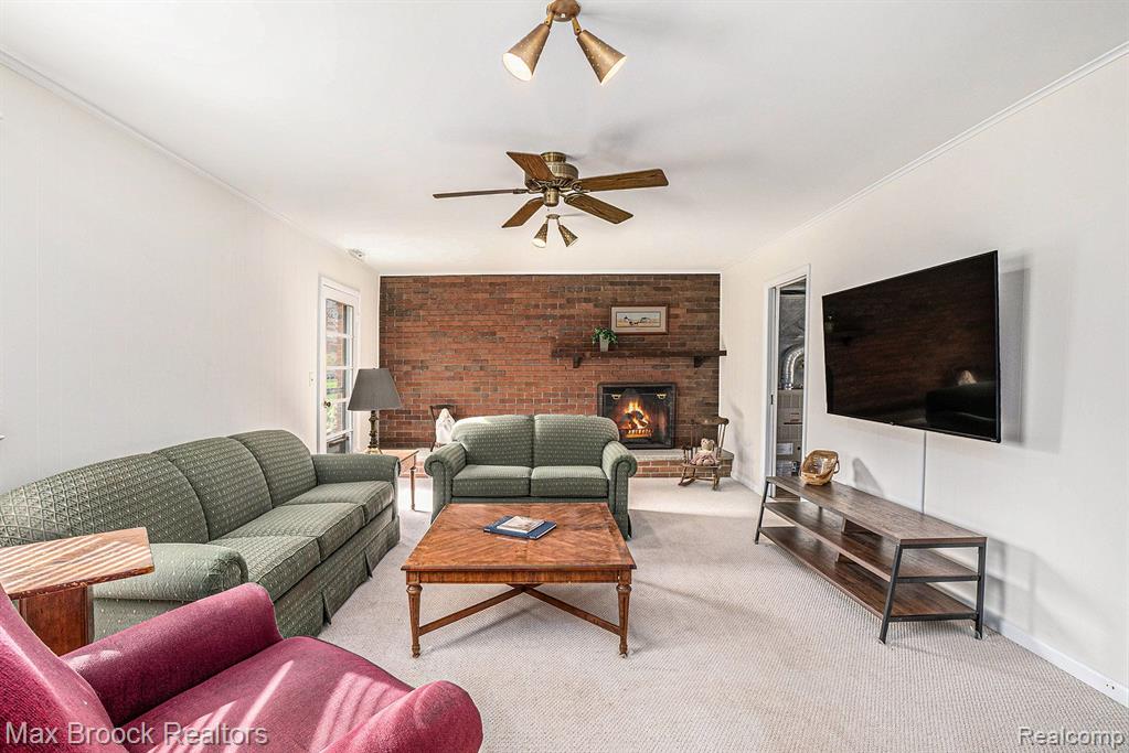 29008 Farmington Road Farmington Hills, MI 48334 - Photo 19 of 29
