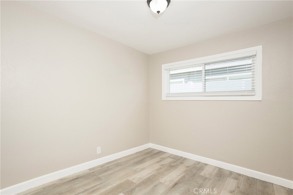 634 Willow Drive Brea, CA 92821 - Photo 11 of 26 an empty room with a window