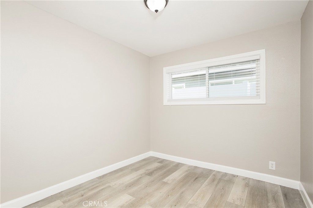 634 Willow Drive Brea, CA 92821 - Photo 14 of 26 an empty room with a window