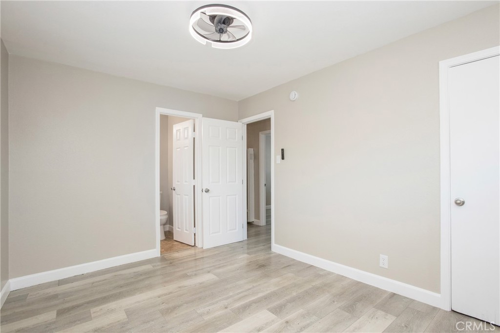 634 Willow Drive Brea, CA 92821 - Photo 19 of 26 an empty room with a window