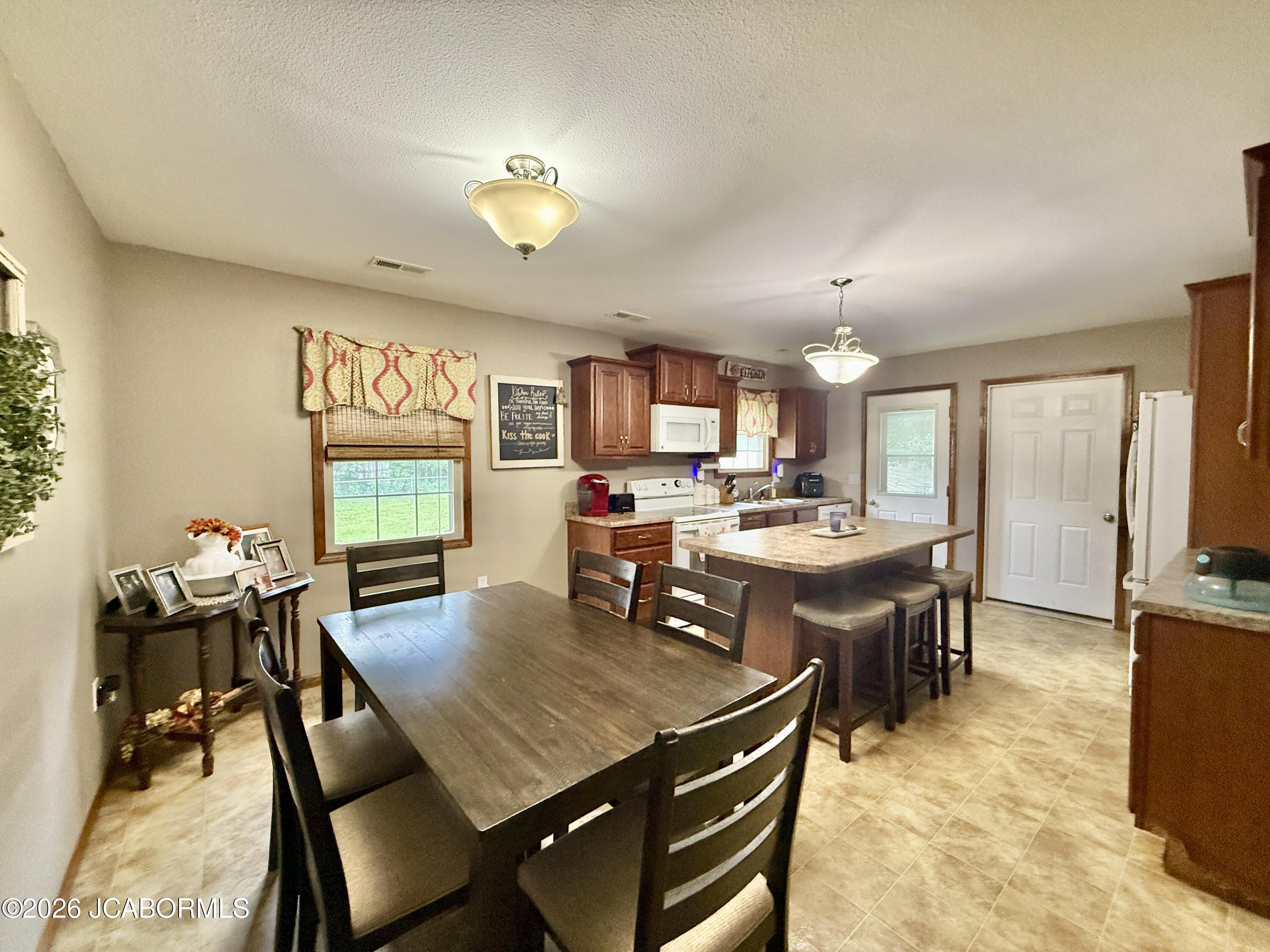 404 Dane Lane California, MO 65018 - Photo 5 of 23