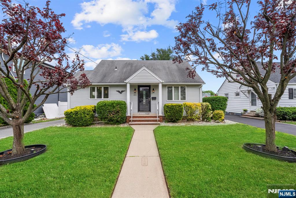 101 Maple Hill Road Clifton, NJ 07013 - Photo 2 of 39