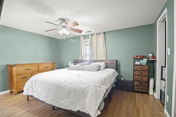 $225,000 | 1005 West Marlow Street, Odessa, MO 64076