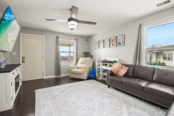 $225,000 | 1005 West Marlow Street, Odessa, MO 64076