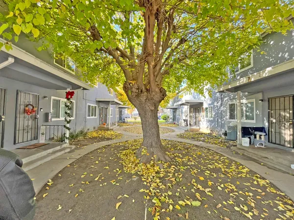 $2,300,000 | 6221 39th Street, Sacramento, CA 95824