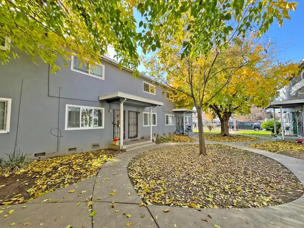 $2,300,000 | 6221 39th Street, Sacramento, CA 95824